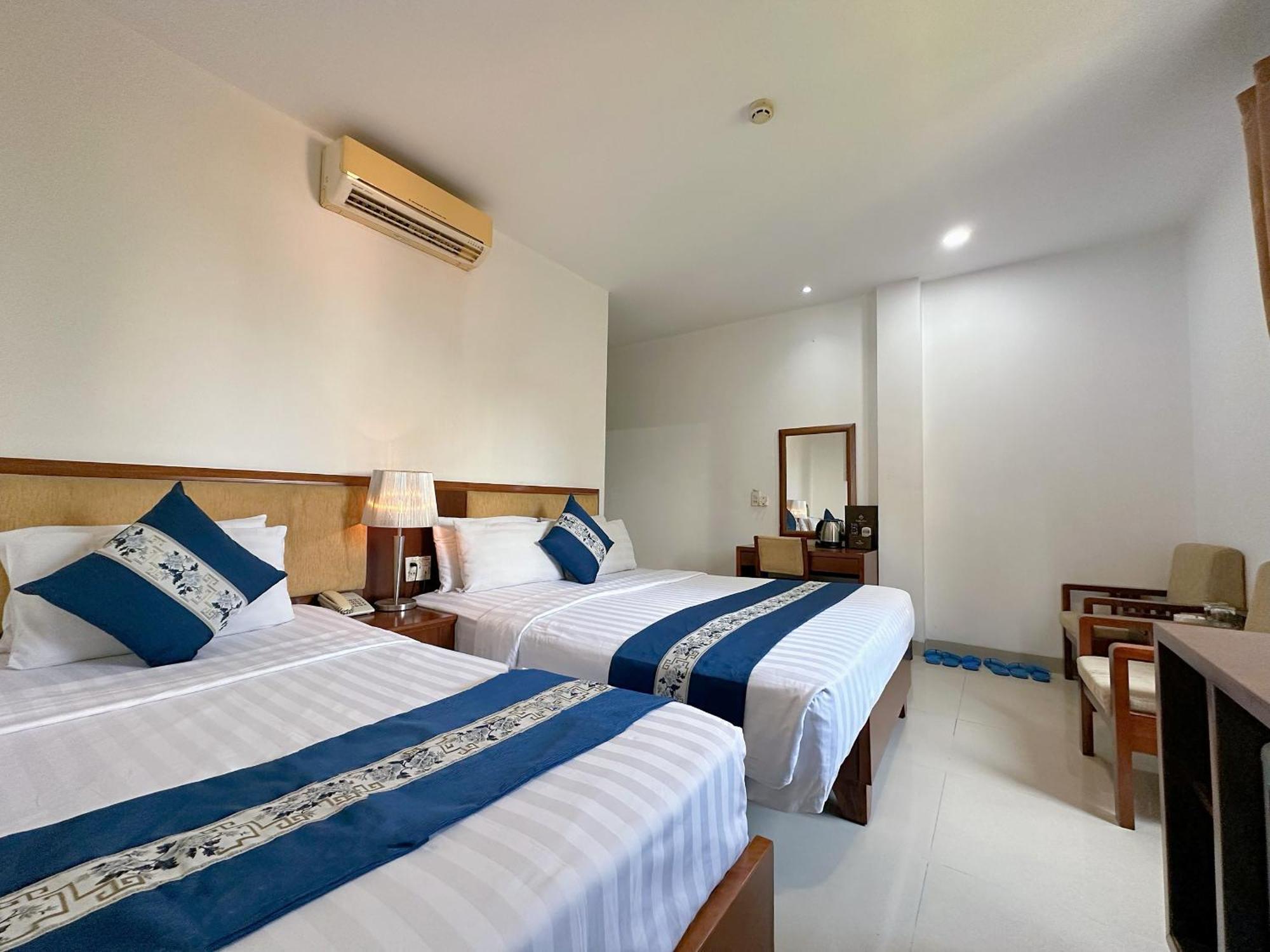 Ruby Star Hotel- Near Ben Thanh Market Ho Chi Minh City Exterior photo